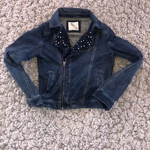 Justice Jean jacket size 10 😎